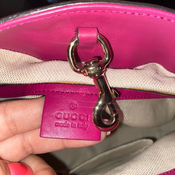 Authentic Gucci soho in a beautiful pink Italian leather! - Picture 3 of 7